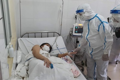 Sản phụ nhiễm Covid-19 vừa sinh con trong đêm tại Đà Nẵng: 3 lần xét nghiệm vẫn dương tính