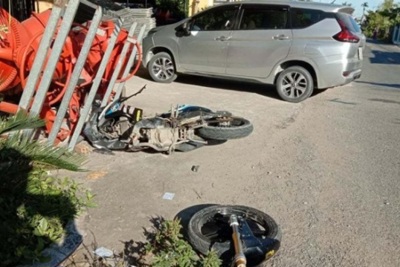 Tin tức tai nạn giao thông mới nhất hôm nay 21/9: Tông ô tô đỗ bên đường, 2 người đi xe máy tử vong