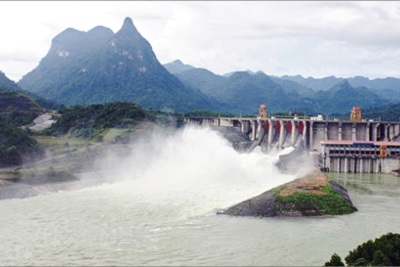 Lưu lượng nước đến lớn, thủy điện Tuyên Quang nguy cơ phải xả lũ