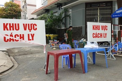 TP Hồ Chí Minh: Phong tỏa 17 ngôi nhà ở quận Tân Phú vì ca tái dương tính Covid-19