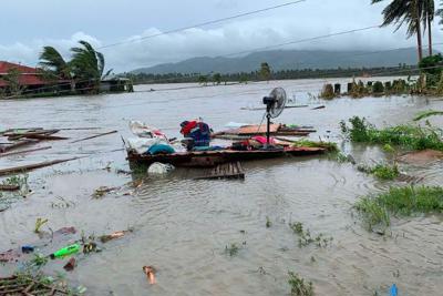 Bão Goni mạnh nhất trong năm đổ bộ, Philippines càng khó vì Covid-19