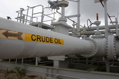 Giá dầu phục hồi lên gần 42 USD nhờ dữ liệu kinh tế khả quan của Trung Quốc