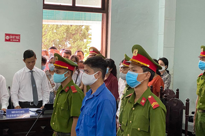Hoãn xử vụ bác sĩ hiếp dâm, đánh đập nữ điều dưỡng ở Thừa Thiên Huế
