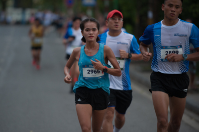 Nhà vô địch SEA Games 30 phô diễn sức mạnh tại giải Tay Ho Half Marathon