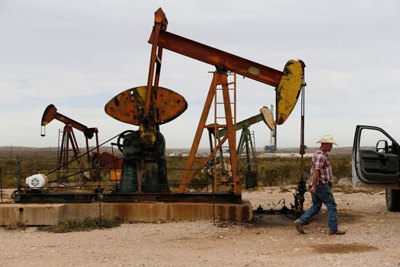 Bỏ qua nỗi lo về triển vọng nhu cầu, giá dầu quay đầu tăng hơn 1%