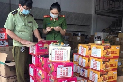 Hà Nội: Phát hiện hơn 13.000 sản phẩm bánh Trung thu nhập lậu