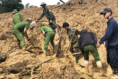 Đã tìm thấy 8 thi thể nạn nhân trong vụ sạt lở đất ở Phước Sơn