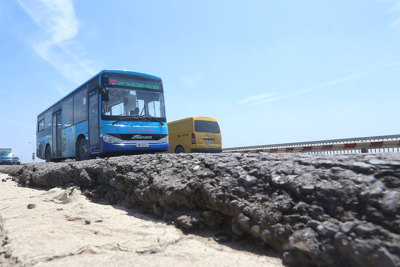 Thay đổi lộ trình 16 tuyến buýt trong thời gian sửa chữa cầu Thăng Long