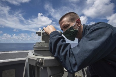 Mỹ tiết lộ nóng khi tàu chiến hoạt động gần Trường Sa