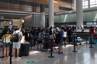 Đưa hơn 340 công dân Việt Nam từ sân bay San Francisco về nước an toàn