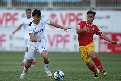 Vòng 8 V-League 2020: HAGL thắng nghẹt thở, Thanh Hóa và TP Hồ Chí Minh "vỡ mộng" trên sân nhà