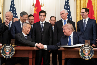 Bầu cử Mỹ: Trung Quốc giúp ông Trump một tay