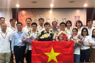 Học sinh Việt Nam xuất sắc giành Huy chương Vàng Olympic Hóa học quốc tế