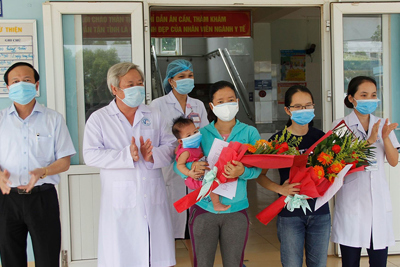 2 bệnh nhân Covid-19 đầu tiên ở Quảng Trị khỏi bệnh