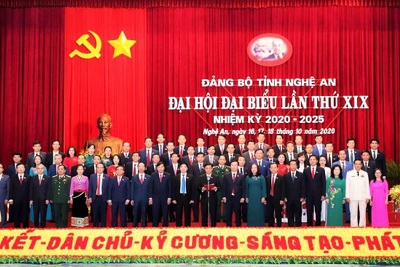 Bế mạc Đại hội đại biểu Đảng bộ tỉnh Nghệ An lần thứ XIX