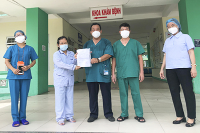 Đà Nẵng: Thêm 1 bệnh nhân Covid-19 xuất viện, hàng chục ca âm tính lần 3
