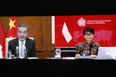 Ngoại trưởng Indonesia nhắc nhở về Biển Đông trong cuộc họp với ông Vương Nghị