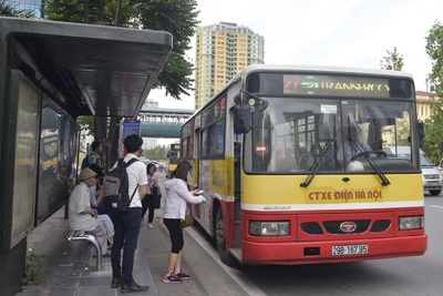 Xe buýt Hà Nội: Phát huy nội lực, khẳng định vị thế