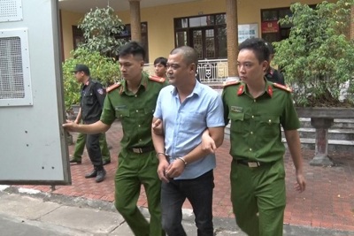 Nam Định: Thưởng nóng cá nhân và tập thể trong phá án vụ hỏa táng