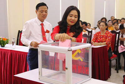 Đảng bộ phường Trung Liệt tổ chức thành công Đại hội nhiệm kỳ 2020-2025