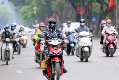 Thời tiết và phương tiện giao thông tác động lớn đến chất lượng không khí Hà Nội