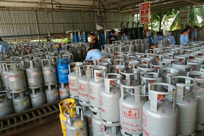 Từ ngày 1/5, giá gas tăng 34.000 đồng/bình 12kg