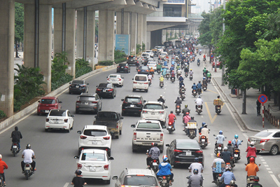 Hiệp hội Vận tải Hà Nội kiến nghị cho xe buýt, taxi hoạt động trở lại từ 23/4