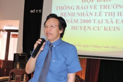 Bắt giam nguyên Giám đốc Sở Y tế tỉnh Đắk Lắk và nhiều thuộc cấp