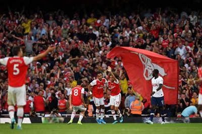 Arsenal công bố cắt giảm 12,5% lương cầu thủ và ban huấn luyện
