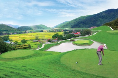 Phê duyệt chủ trương đầu tư 3 sân golf tại Bắc Giang và Hòa Bình