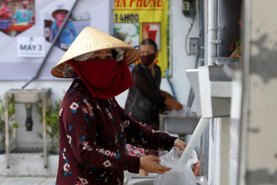 Nở rộ mô hình “ATM gạo” hỗ trợ người nghèo tại TP Hồ Chí Minh