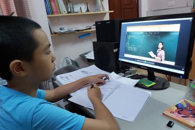 Hà Nội: Tiếp tục dạy học trên truyền hình từ lớp 4 đến 12