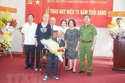 Nguyên Trưởng ban Nội chính Trung ương Trần Quốc Hương từ trần