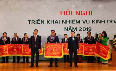 Đảng bộ Vietcombank chi nhánh Thăng Long: Phát triển bền vững, xây dựng cộng đồng