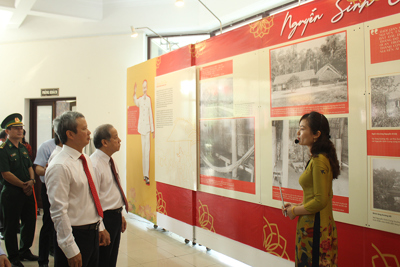 Kỷ niệm 130 năm Ngày sinh Chủ tịch Hồ Chí Minh: Mãi là ngọn đuốc soi đường