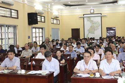 Cử tri huyện Gia Lâm kiến nghị một số vấn đề liên quan đến quản lý đất đai