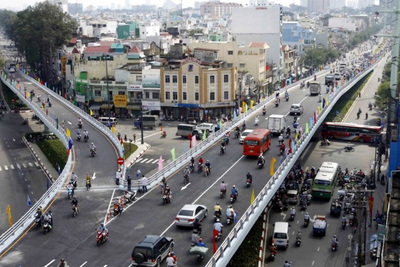 TP Hồ Chí Minh: Cấm ôtô lưu thông trên đường Phạm Thế Hiển