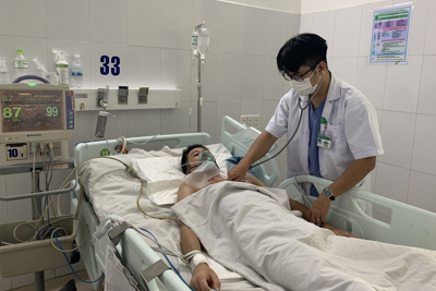 Bệnh viện Đà Nẵng cứu sống du khách đuối nước ngừng thở hơn 20 phút