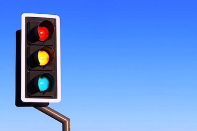 Bộ Giao thông Vận tải đề nghị phạt người vượt đèn xanh tại nút giao ùn tắc