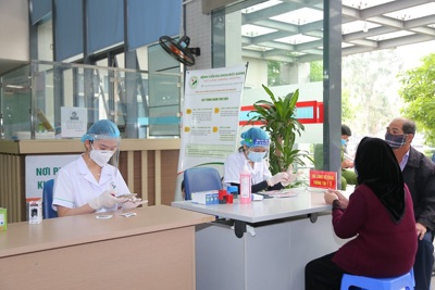 Hà Nội: Tiếp tục thực hiện dừng thăm bệnh nhân điều trị tại bệnh viện