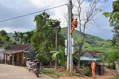 Quảng Ngãi: Cải tạo, nâng cấp lưới điện hạ áp nông thôn