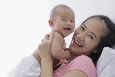 Người mang thai hộ có phải cấp dưỡng khi đã bàn giao đứa trẻ cho bố mẹ?