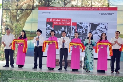 Nghệ An: Khai mạc triển lãm "Hồ Chí Minh - Những nét phác họa chân dung"