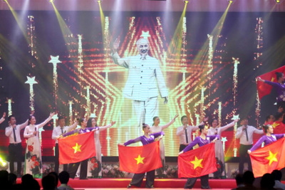 Nghệ An tổ chức trọng thể Lễ kỷ niệm 130 năm Ngày sinh Chủ tịch Hồ Chí Minh