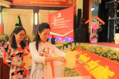 Đảng bộ Ngân hàng Vietcombank - Chi nhánh Thăng Long tổ chức thành công đại hội điểm