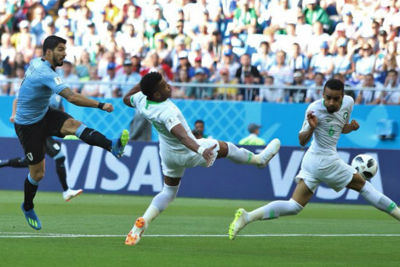 Uruguay - Saudi Arabia: Suarez tỏa sáng chiến thắng nhẹ nhàng
