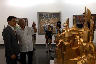Khai mạc triển lãm các tác phẩm đạt giải thưởng Hồ Chí Minh về mỹ thuật, nhiếp ảnh