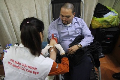 Đi hiến máu và “phần quà” cho sức khỏe