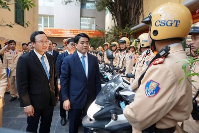 Chủ tịch Nguyễn Đức Chung: Xử nghiêm vi phạm của người tham gia giao thông