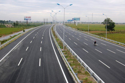 Cần lựa chọn nhà thầu có uy tín, đủ năng lực cho dự án đường cao tốc Bắc-Nam